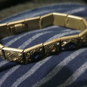 Unknown bracelet